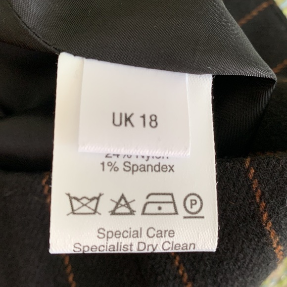 Caroline Charles London Pencil Skirt - Picture 5 of 8